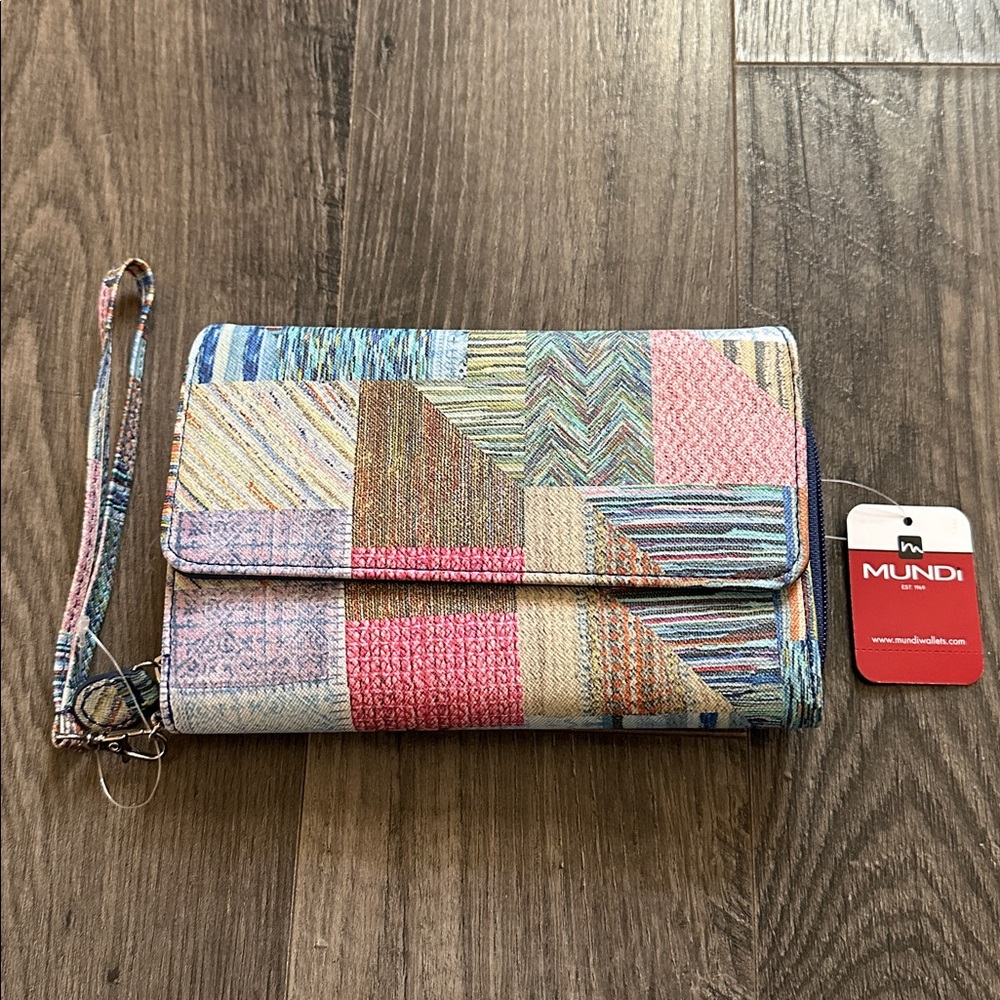NWT Mundi Multicolor Patchwork Wristlet